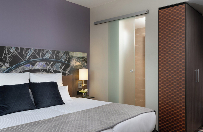 Bedroom 2, Leonardo Hotel Munich City East, München