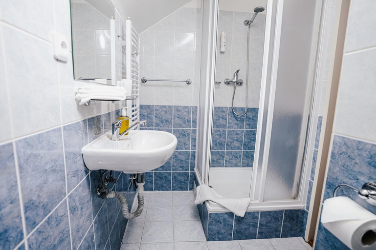 Bathroom 2, Hotel Sipka, Nový Jičín