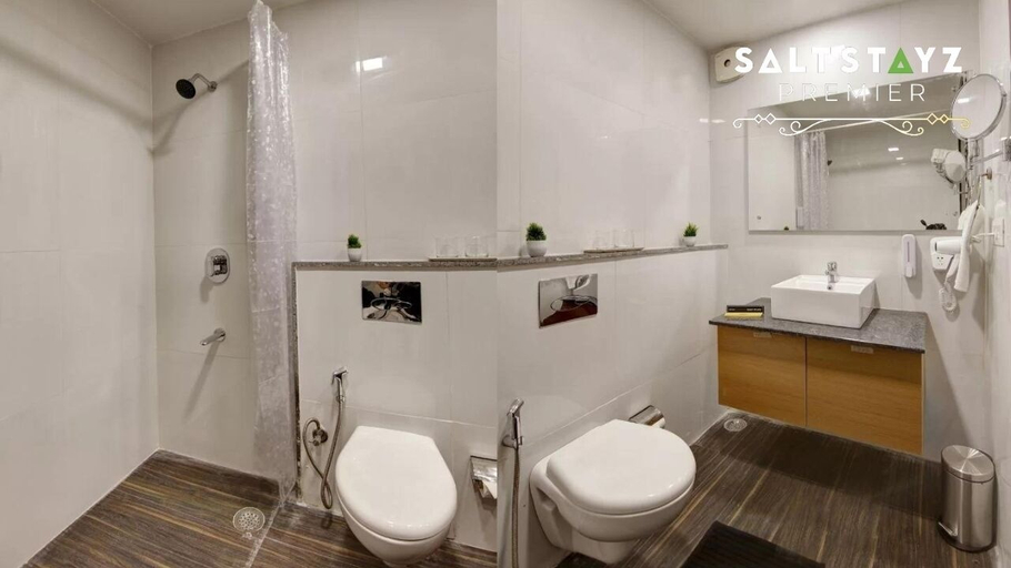 Bathroom 4, Saltstayz Premier - Golf Course Extension Road, Gurgaon