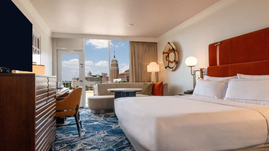 Bedroom 4, Hilton Palacio Del Rio, Bexar