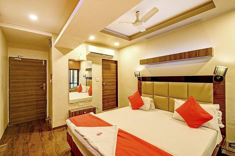 Bedroom 5, Hotel Anjani Inn, Ahmadabad