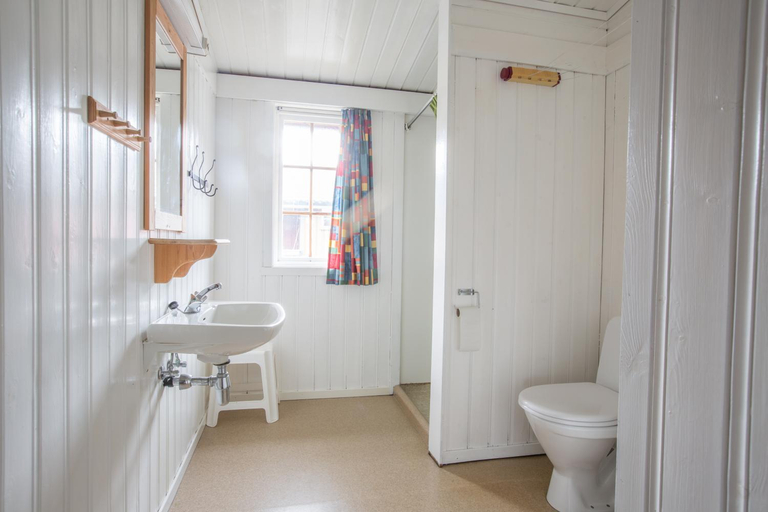 Bathroom 2, Sauda Fjord Camping, Sauda