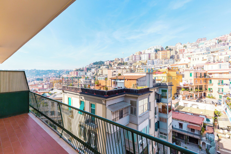 Terrace/patio 3, Chiaia Mon Amour Elegant Flat by Napoliapartments, Napoli