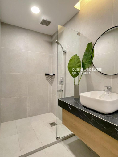 Bathroom 5, QUEENSLAND SUITES at ARU SUITES, Kota Kinabalu , Kota Kinabalu