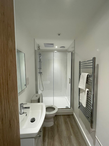 Bathroom 3, The Dormy House, Pembrokeshire
