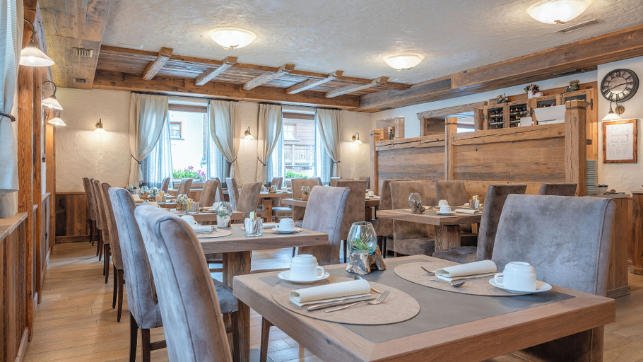 Food & Drinks 5, Hotel Crosal, Sondrio