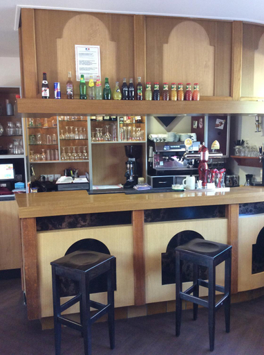 Food & Drinks 3, Au Pere Tranquille, Orne