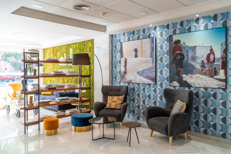 Public Area 3, Avenida Hotel., Almería