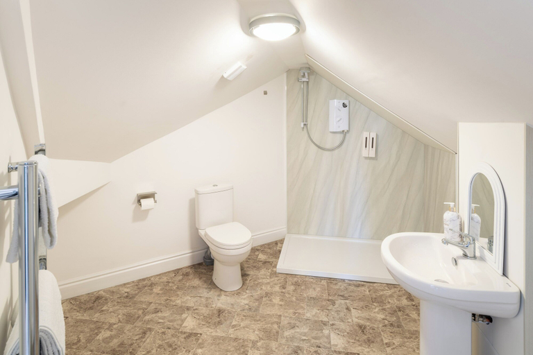 Bathroom 4, Trehawke House, Cornwall