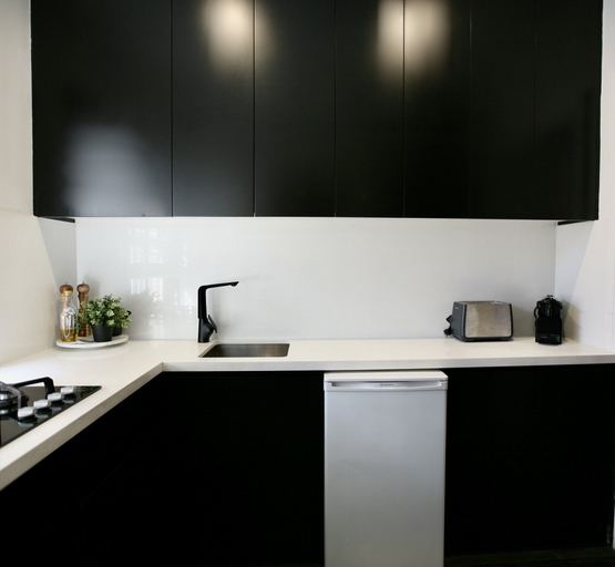 Room 2, Lux Quiet Apartment in Potts Point, Sydney