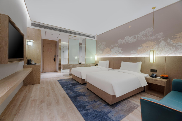 Bedroom 2, Grand Madison Hotel Wuhan Optical Valley Canglongdao, Wuhan