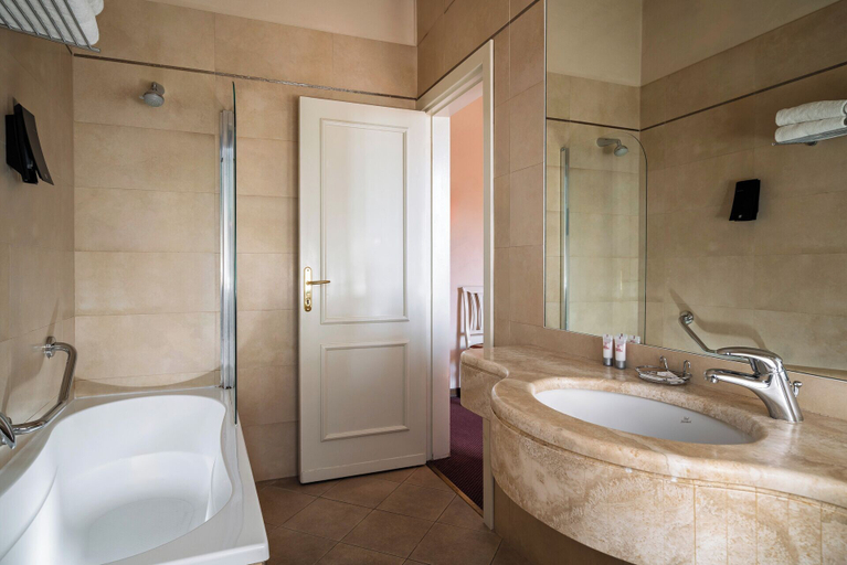 Bathroom 4, Ercolini E Savi, Pistoia