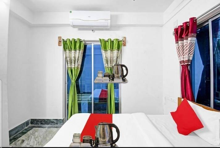Others 5, Hotel Amar Raj, North 24 Parganas