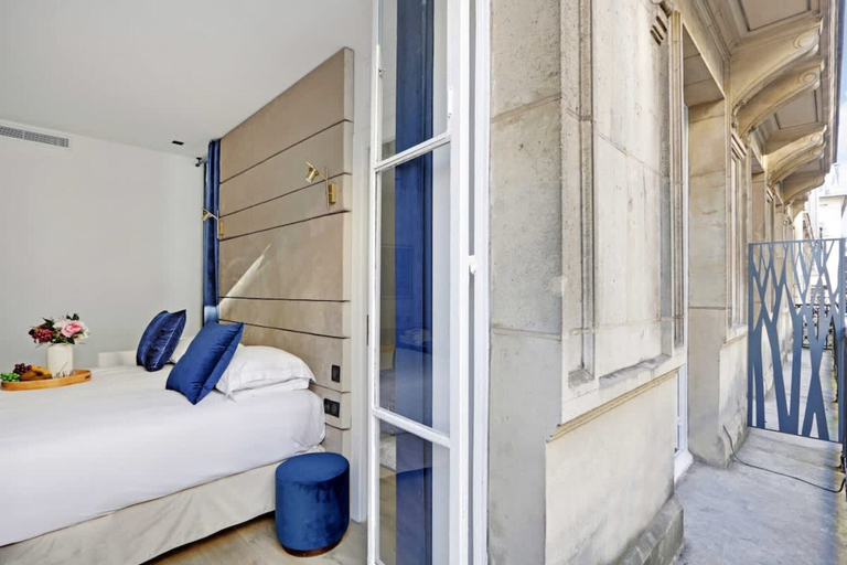Room 2, Sublim AC Apartment Center of Paris, Paris