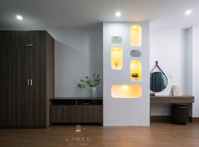 Others 5, L'Amour Homestay, Huế