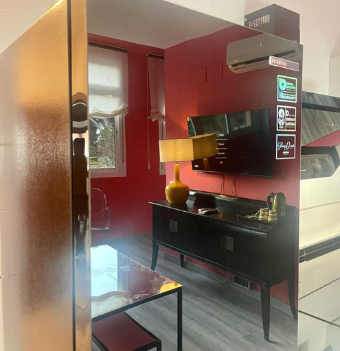 Others 5, Apartamento Ritual Torremolinos, Málaga