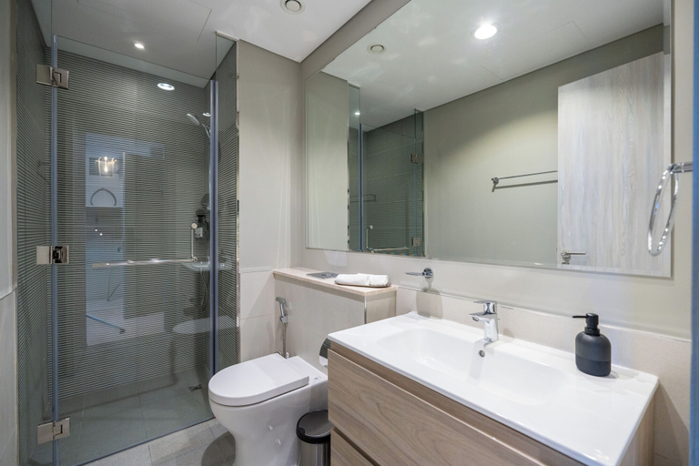 Bathroom, Contemporary -1BR Zada Towers, Dubai