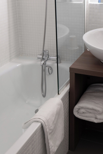 Bathroom 5, Paxton Paris MLV, Seine-et-Marne