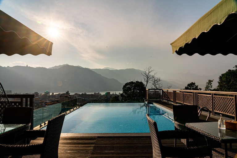 Sport & Beauty 2, Bar Peepal Resort, Gandaki