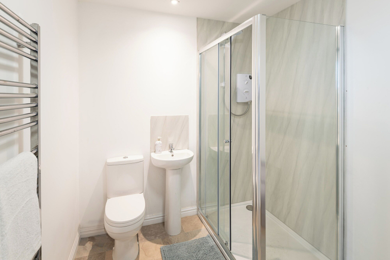 Bathroom 4, Trehawke House, Cornwall