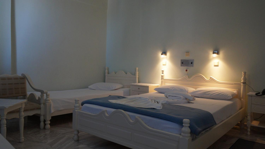 Bedroom 2, Amanda, North Aegean