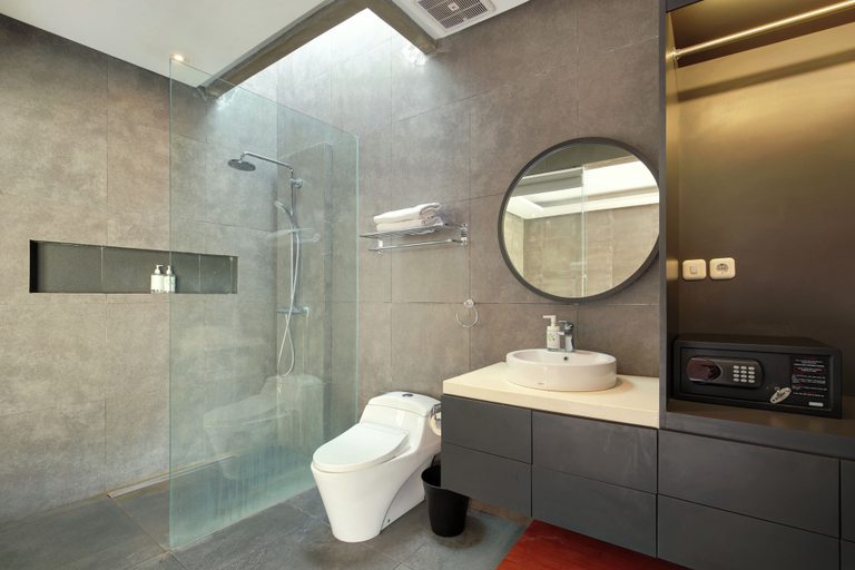 Bathroom 4, Aqilah Villa, Badung