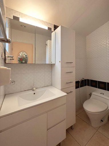 Bathroom 2, Sunset Beach Resort, Moalboal