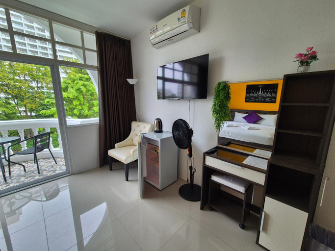 Bedroom 2, Dorothys Showbar, Pattaya
