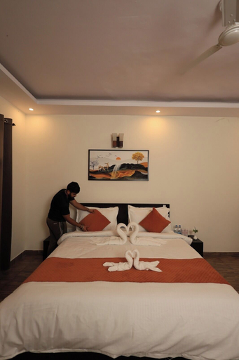Bedroom 4, Chiraiya Resort and Hotels, Nainital