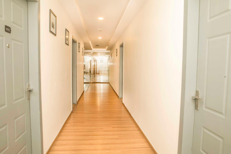Others 5, Alchemy suites, Bangalore