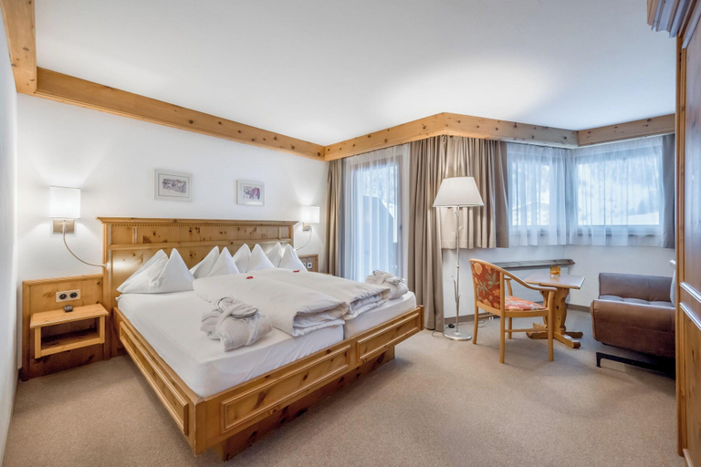 Bedroom 2, Chalet Silvretta Hotel & Spa, Inn