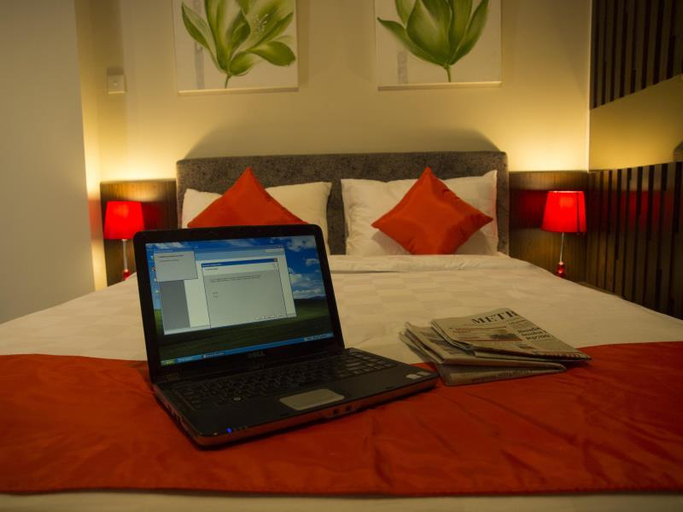 bedroom 9
