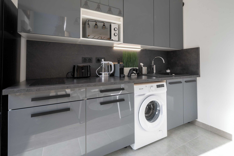 Private kitchen 3, Modern apartment -1BR- 4P- Montreuil, Seine-Saint-Denis