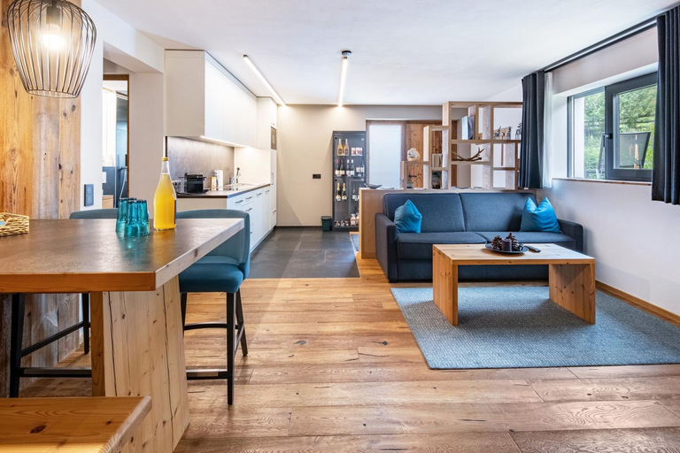Others 5, Chalet Ortles Apt ll, Bolzano