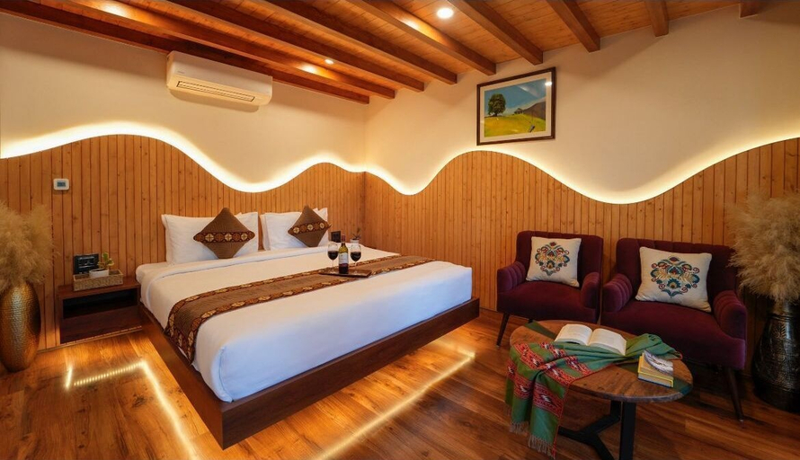 Bedroom 2, Samsara Luxury Cottages & Spa, Solan