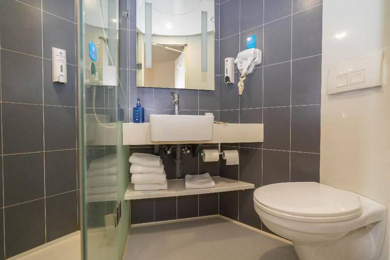 Bathroom, Hanting Hotel Wuhan Xudong Street, Wuhan