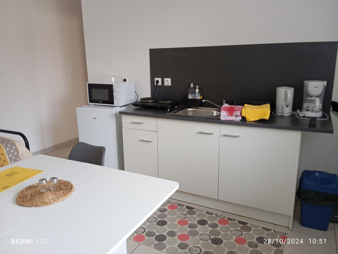 Others 5, LE VILLAGE DU PARC, Charente