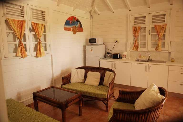 Others 3, BUNGALOW BASSIN TROUVE, Sainte-Anne