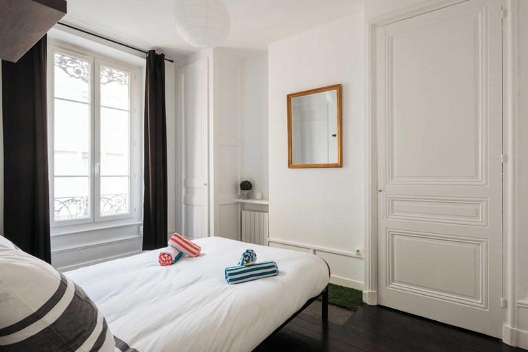 Room 2, Dify Glamour - Massena, Rhône