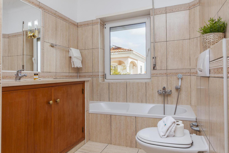 Bathroom 3, D08 - Bay View Villa in Vale da Lama, Lagos