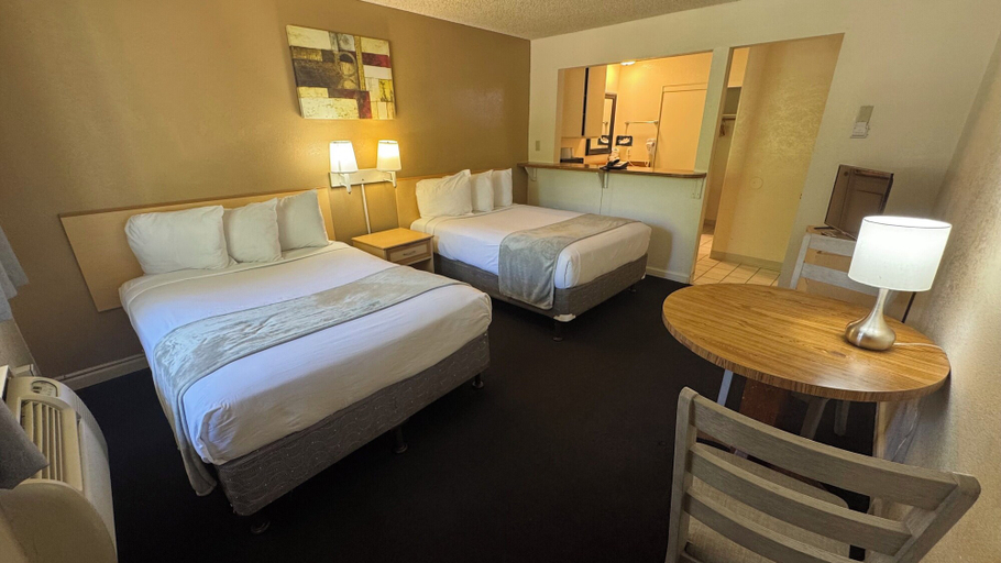 Bedroom 3, California Suites Hotel, San Diego