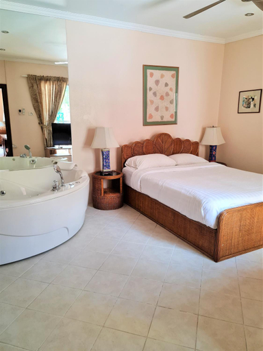 Bedroom 3, Butterfly Garden Boutique Residences by Luxury View, Pattaya