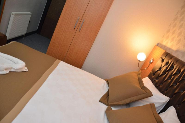 Bedroom 3, Grand Lark Otel, Pendik