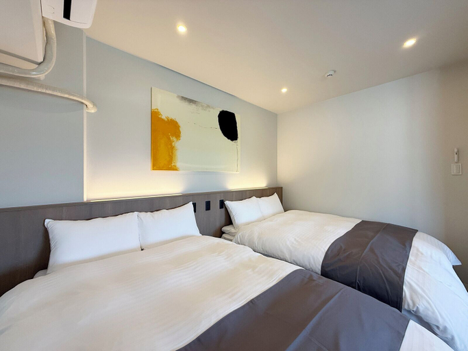 Room 2, Grandeur Hamamoto, Hiroshima