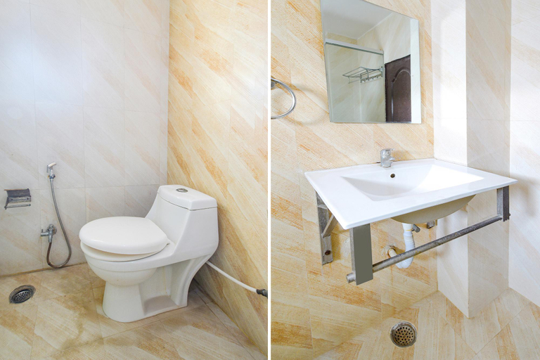 Bathroom, Hotel L Grand, Hyderabad