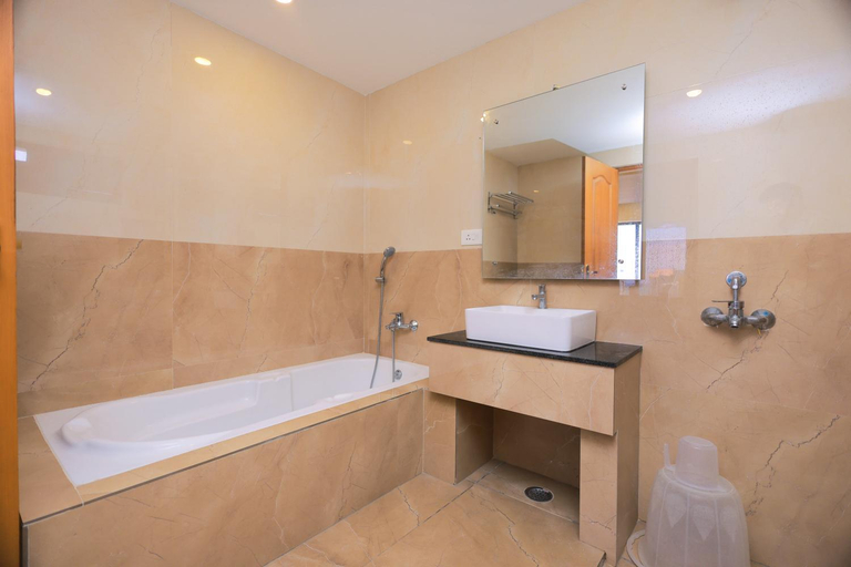 Bathroom 4, Hotel Sangam, Kanniyakumari