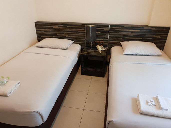 bedroom 24