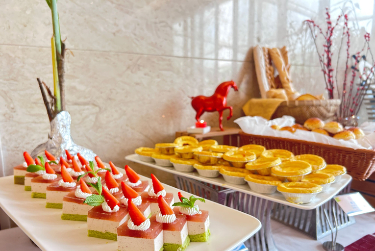 Breakfast area, Bo'ao Heyue Seaview Hotel, Hainan