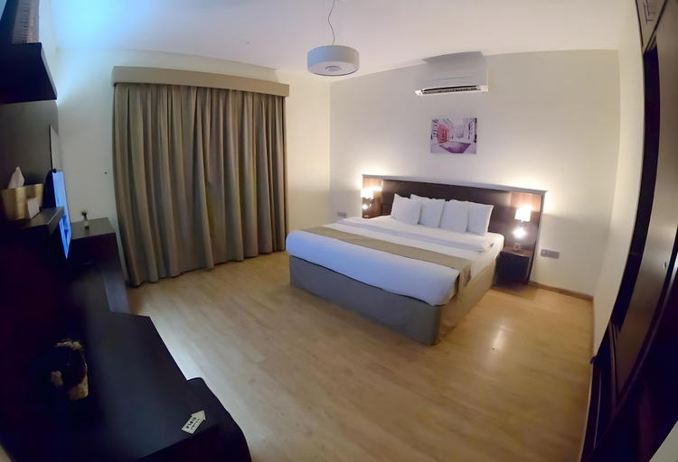 Bedroom 2, Weekdays Hotel, Bausher