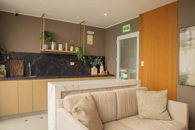 Room 4, w Stylish 1BR Apartment w Pool in Barranco, Lima